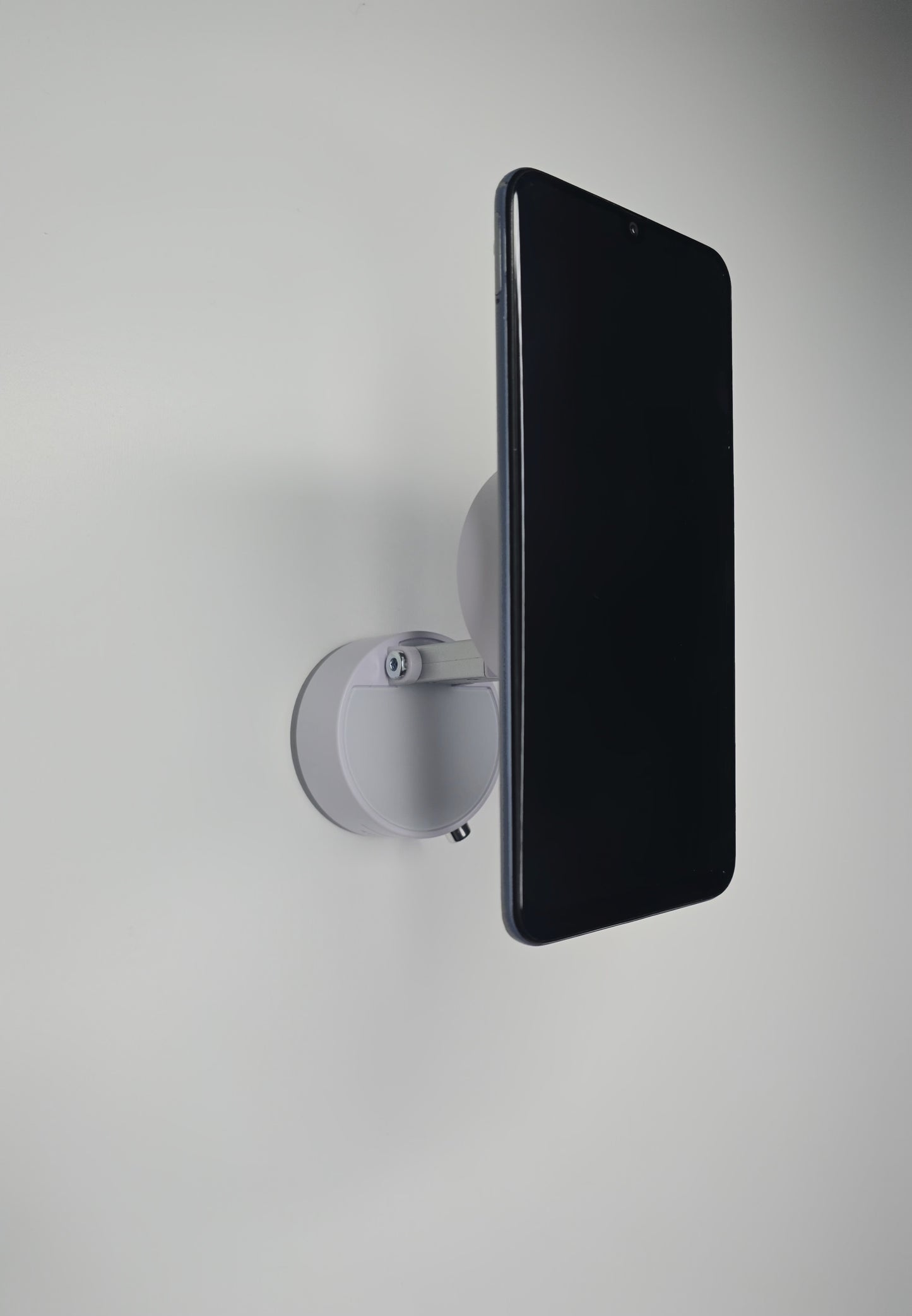 Support téléphone magnétique
