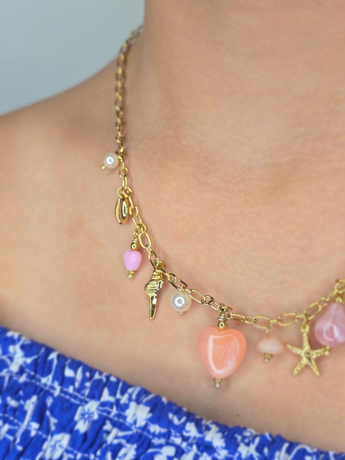 COLLIER CHARMS